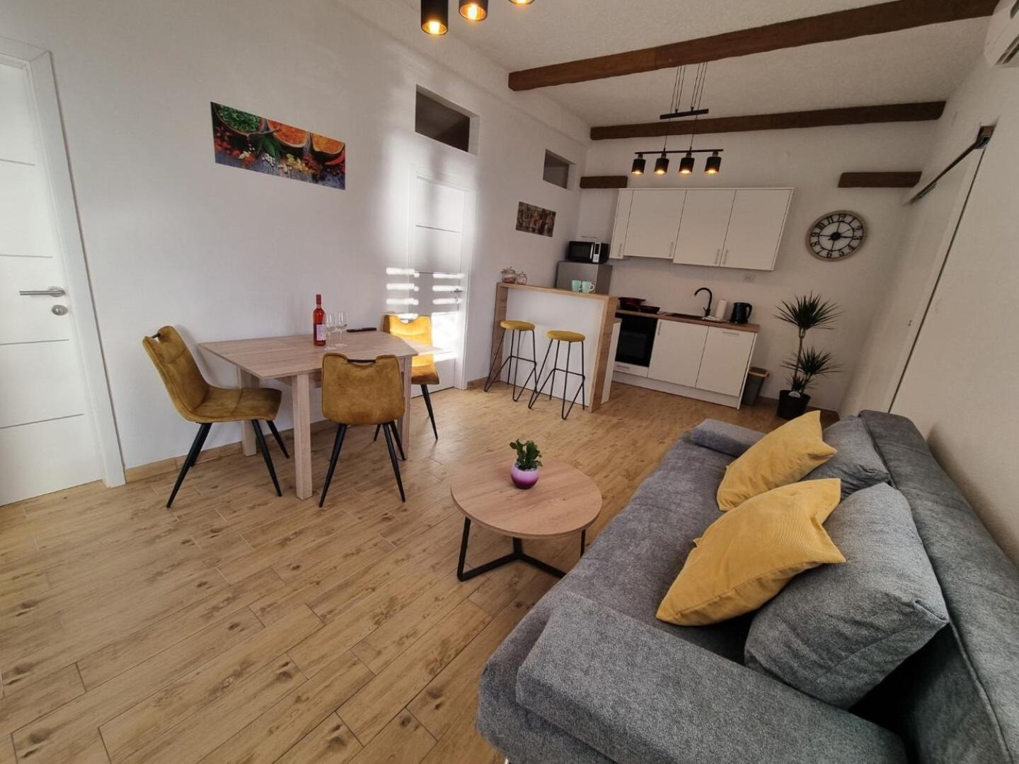 Apartments Gogi Živogošće Zewnętrze zdjęcie