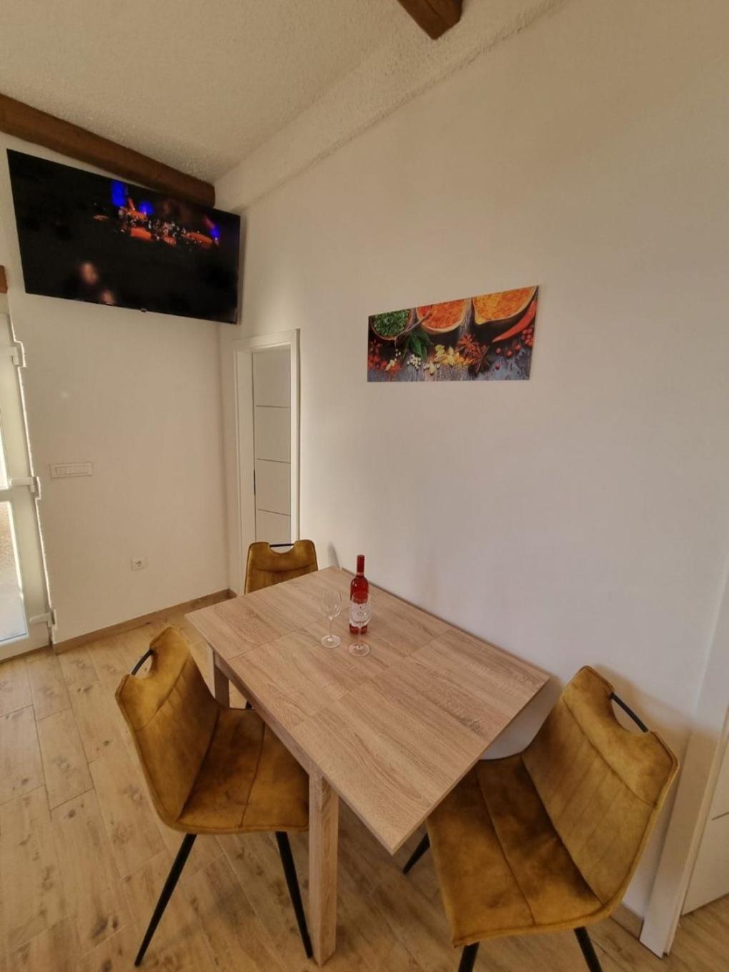 Apartments Gogi Živogošće Zewnętrze zdjęcie